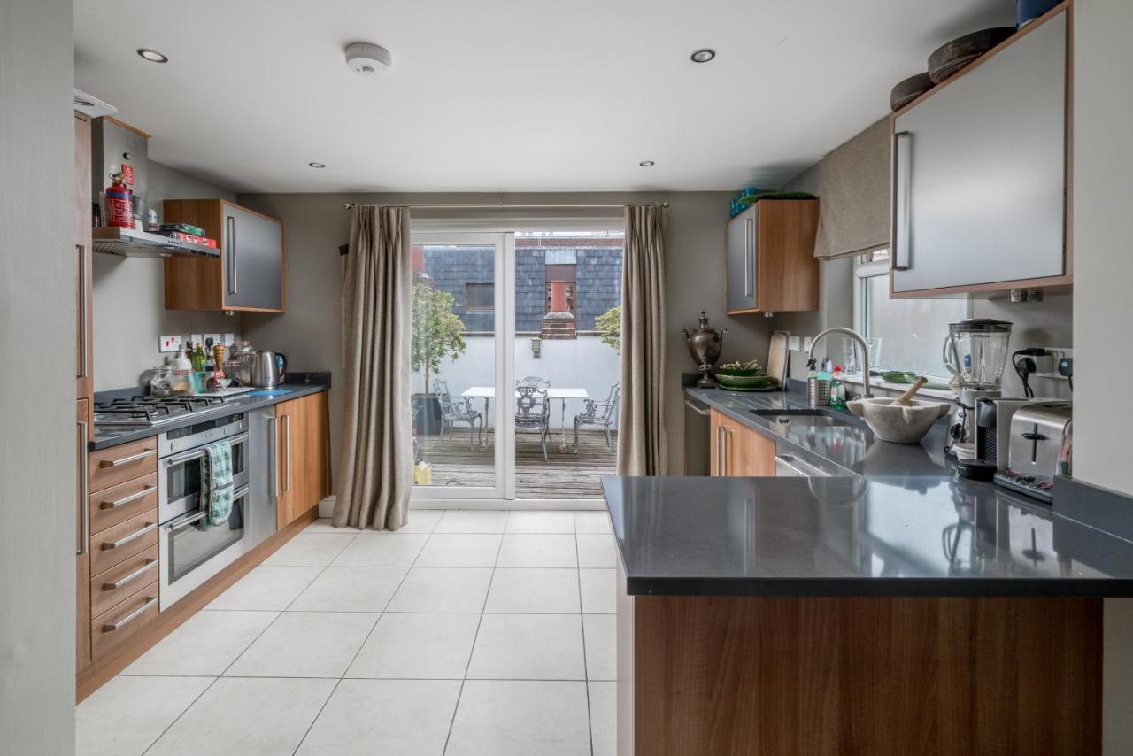 Modern Near Battersea Park Apartament